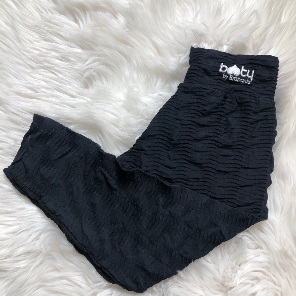 Booty By Brabants Form Fitting Cropped Leggings